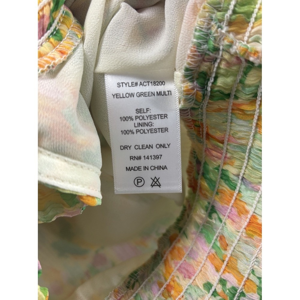 ASTR Bellona Floral Plisse Top Boho Smocked Ruffle Sheer Blouse Fairy Ethereal M - Picture 4 of 11